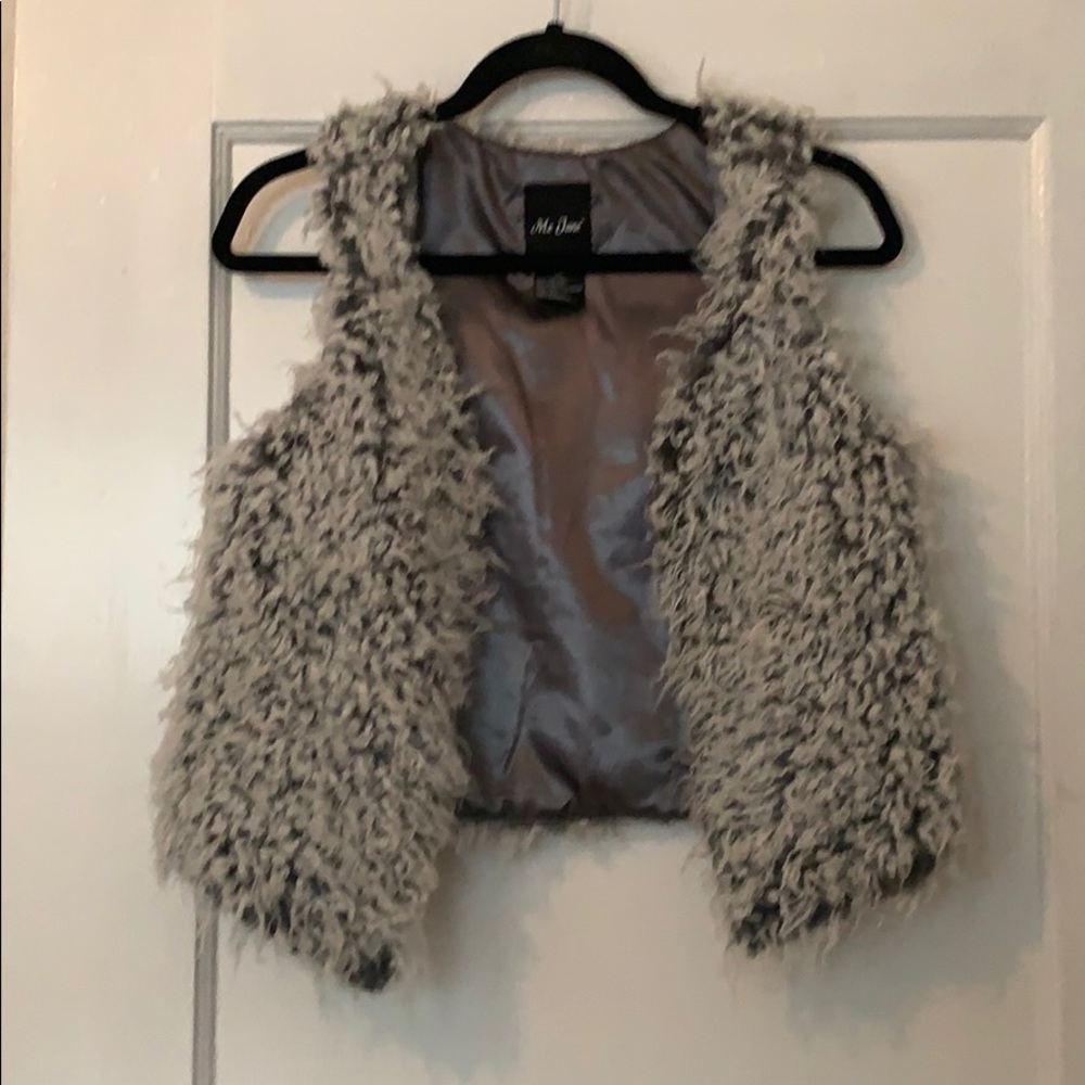 Me Jane Faux Fur Vest Youth XL
